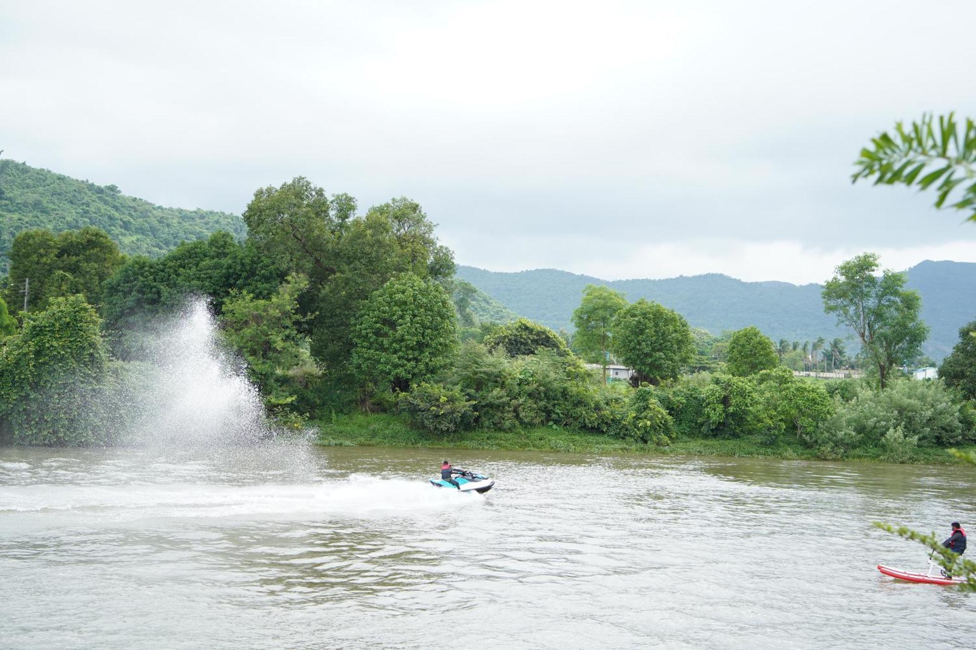 The Boat Club,Karjat Hotel Ngoại thất bức ảnh