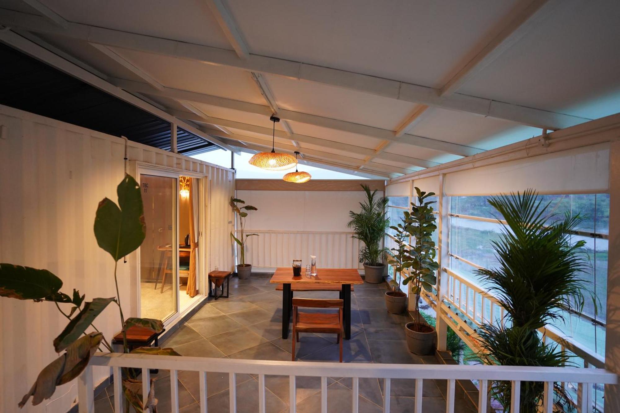The Boat Club,Karjat Hotel Ngoại thất bức ảnh